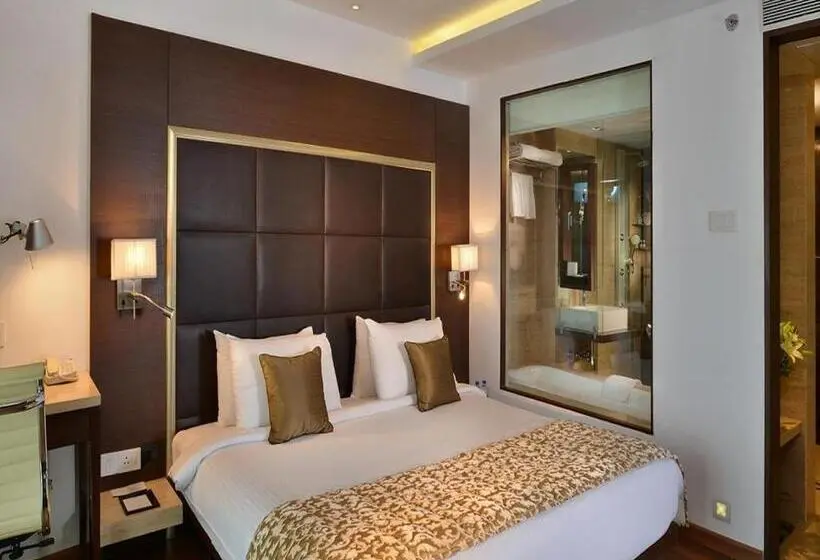 スイート, Majestic Court Sarovar Portico Navi Mumbai