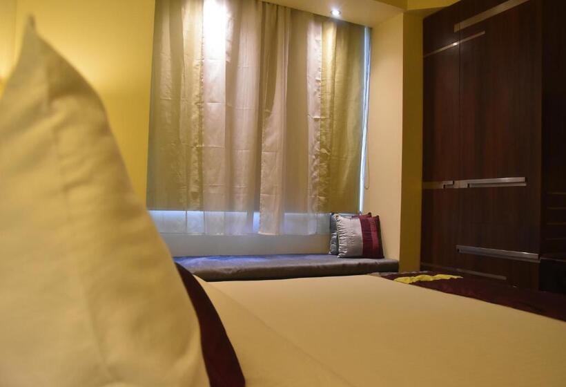 스위트, Marasa Sarovar Portico Rajkot