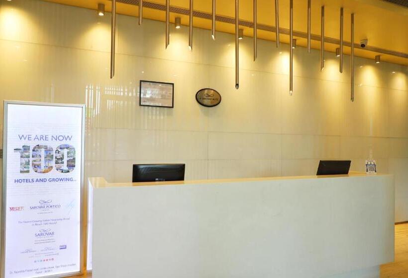 디럭스 룸, Marasa Sarovar Portico Rajkot