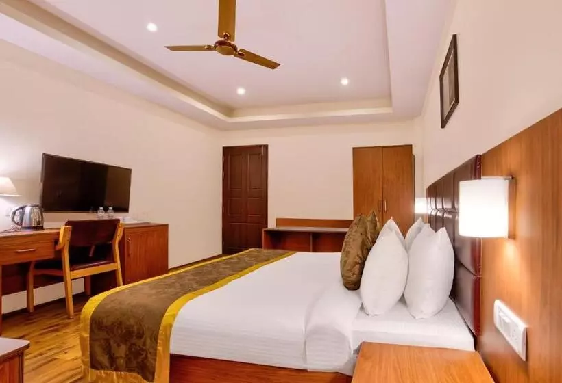 سوییت خانوادگی, Summit Ttakshang Residency Hotel & Spa Mg Marg