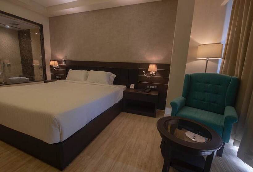 اتاق لوکس, Lemon Tree Hotel Bhopal