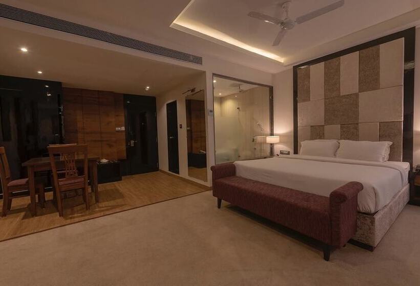 سوییت, Lemon Tree Hotel Bhopal