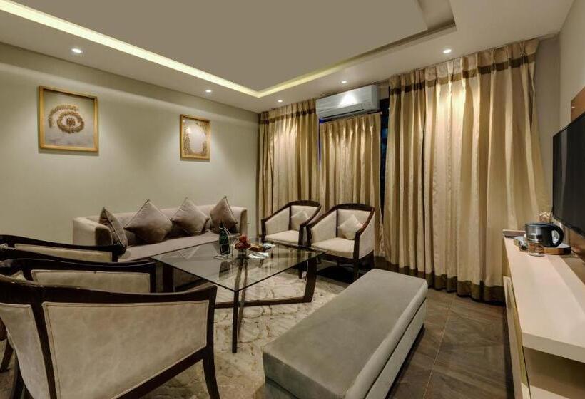 سوئیت پرزیدنت, Bravia Hotel Manali Inn