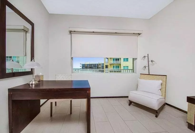 プレジデンシャル・スイート3寝室, Peninsula Island Resort & Spa   Beachfront Property At South Padre Island