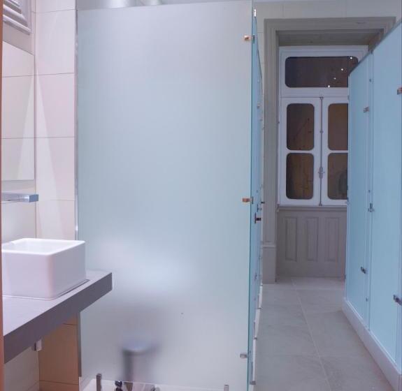 اتاق استاندارد چهار تخته, Serenata Hotel & Hostel Coimbra