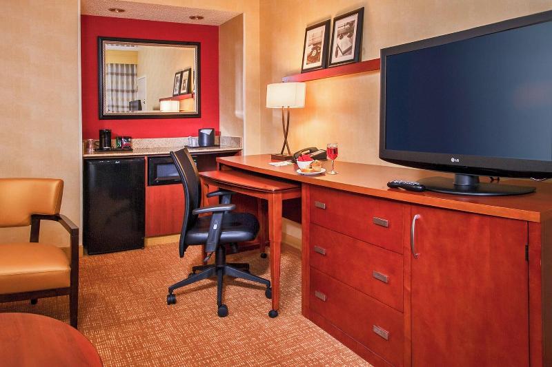 Люкс Кровать Кинг, Courtyard Manassas Battlefield Park