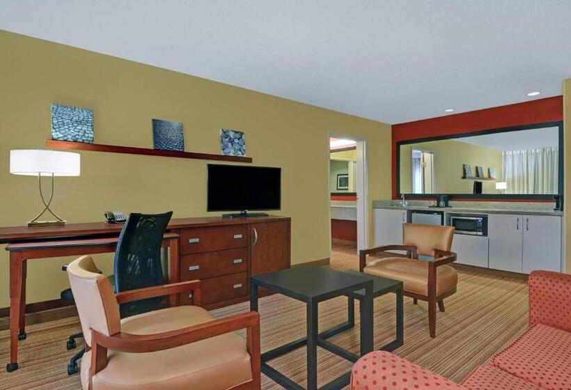 سوئیت 2 خوابه, Courtyard Shreveport Airport