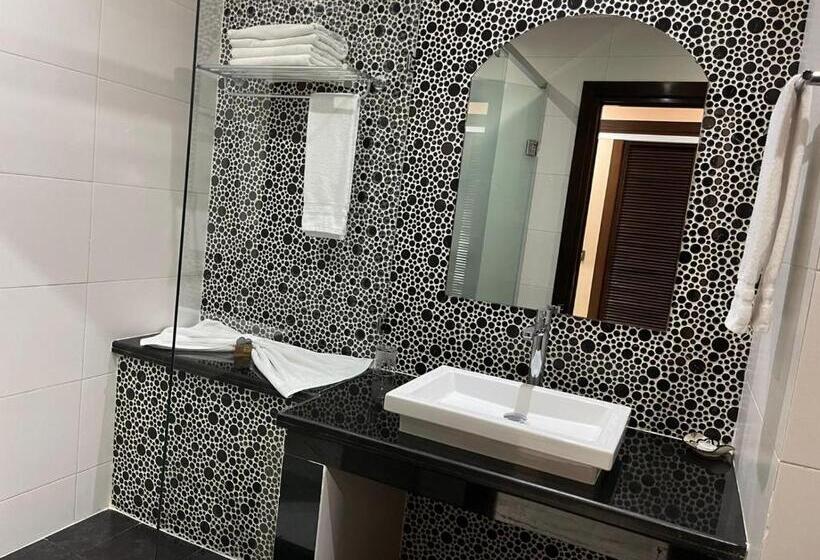 스탠다드 룸, La Capitale