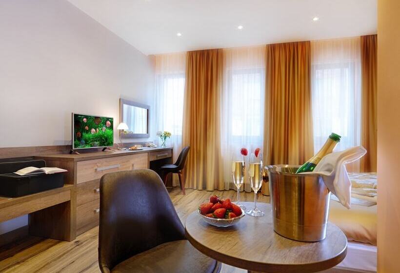 Pokój Standard, Viktor