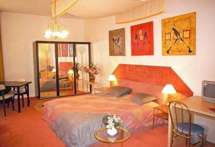 Номер Премиум, Central Galerie Hotel Am Beethoven Haus
