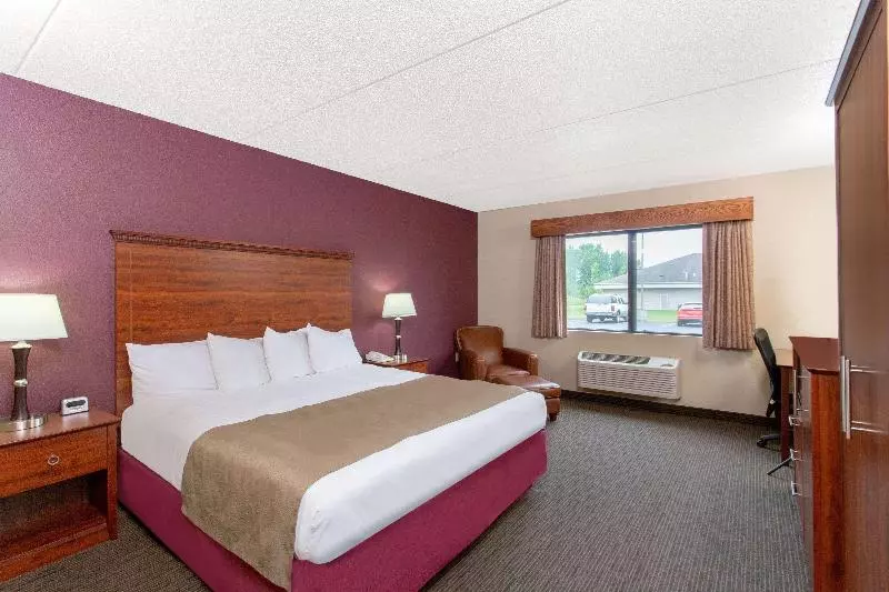 キングサイズベッドのスタンダードルーム, Americinn By Wyndham New London