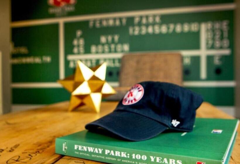 带阳台套房, Commonwealth