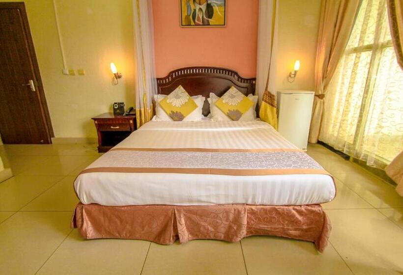 اتاق لوکس با بالکن, Dolce Vita Resort