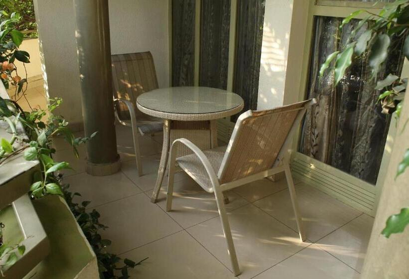 سوییت جونیور با چشمانداز استخر, Dolce Vita Resort