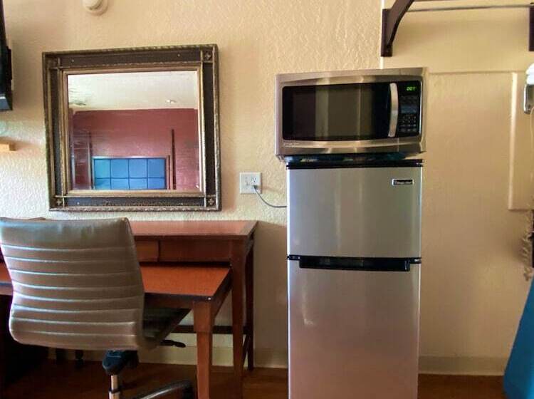 חדר סטנדרט, Economy Lodge Texas City Refinery