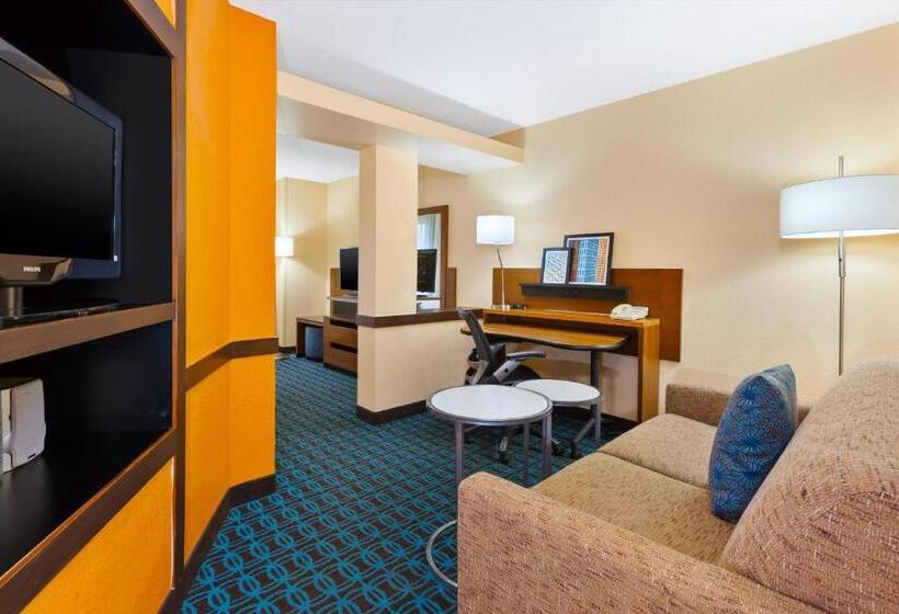 Президентский Люкс, Fairfield Inn & Suites By Marriott Columbus East
