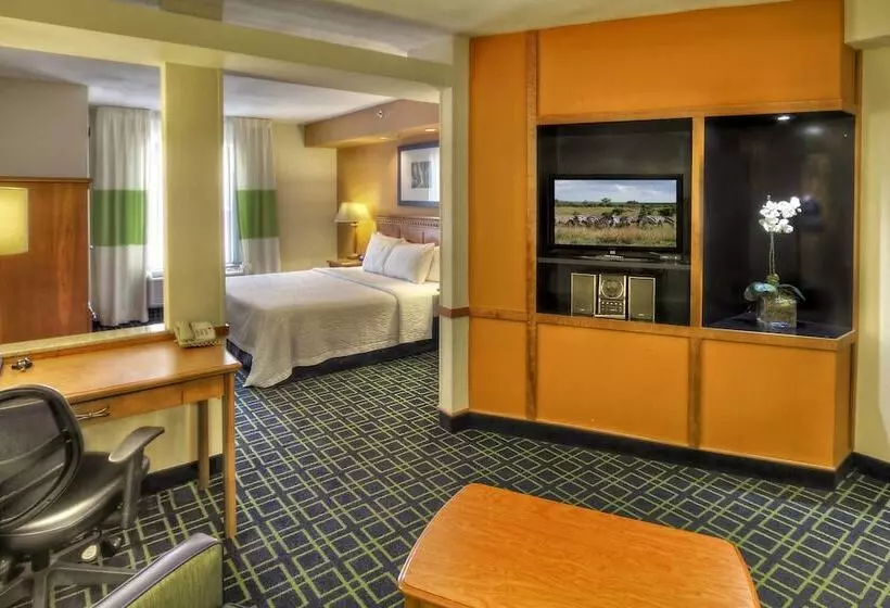 エクゼクティブスイート, Stones River Inn & Suites