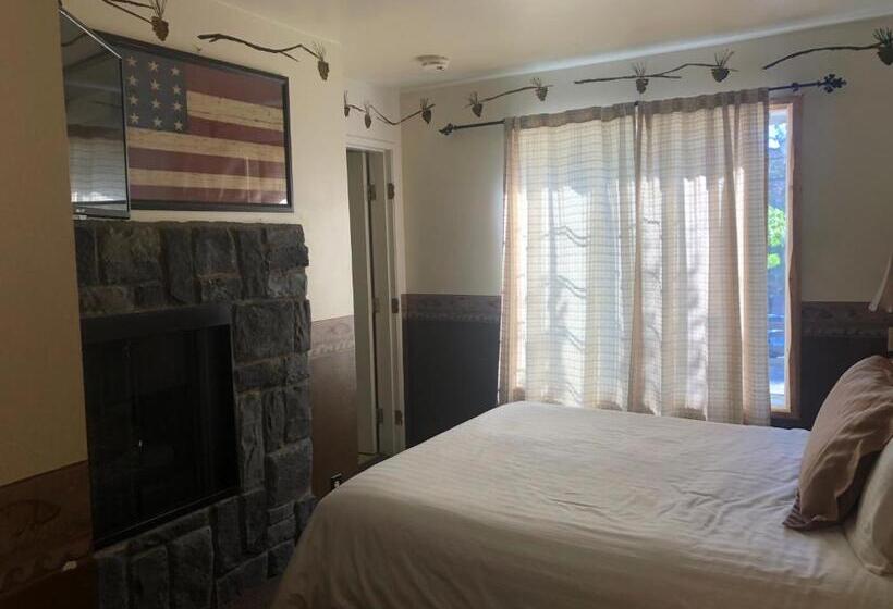 Suíte com Hidromassagem, Fireside Lodge