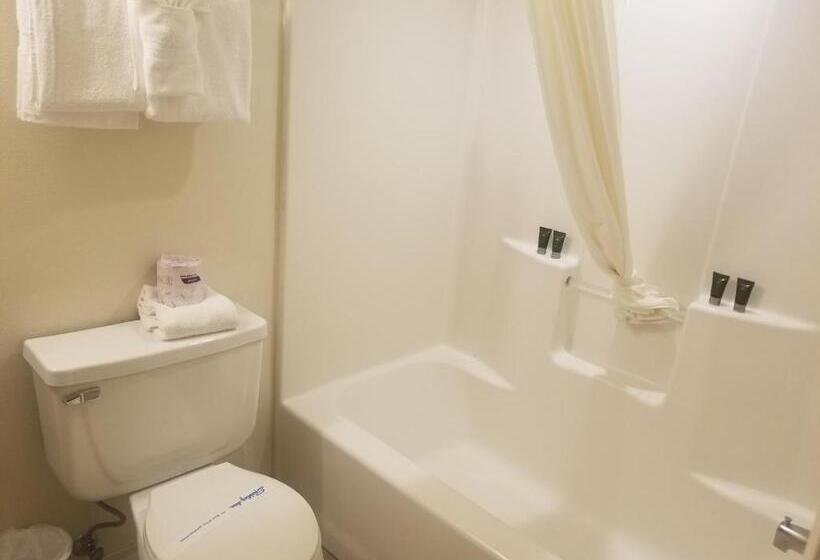 Suite z Hydromasażem, Fireside Lodge