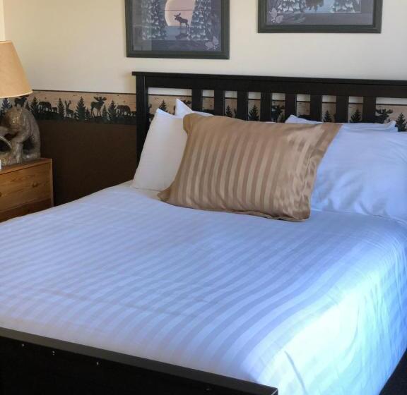 家庭套房, Fireside Lodge