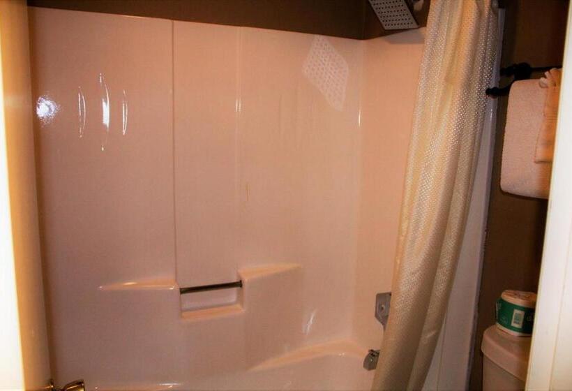 标准间, Fireside Lodge