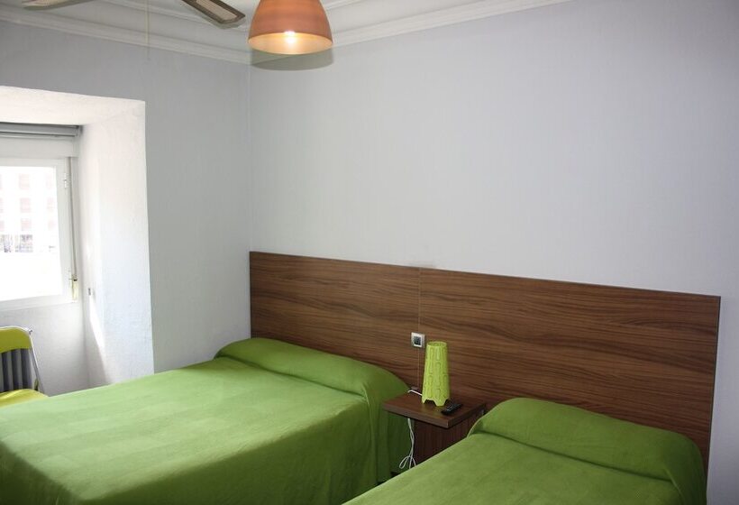 اتاق استاندارد, Hostal La Estacion