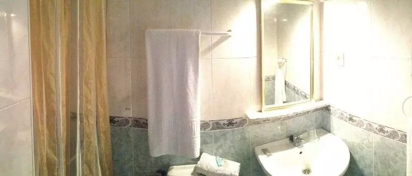 اتاق استاندارد یک نفره, Hostal La Estacion