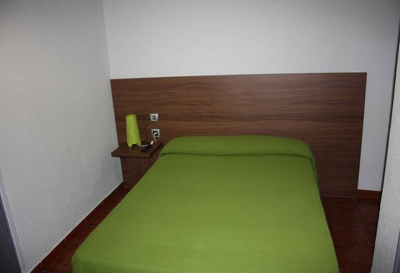 اتاق استاندارد یک نفره, Hostal La Estacion