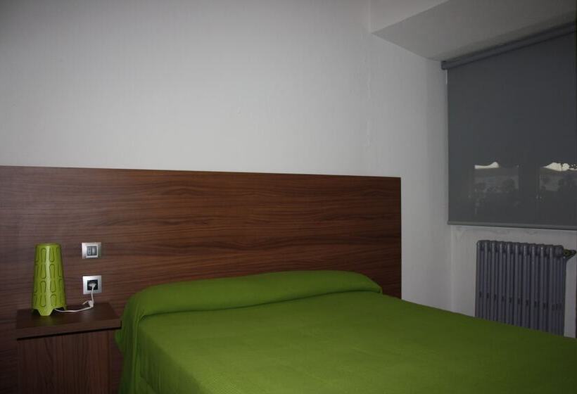 اتاق استاندارد, Hostal La Estacion