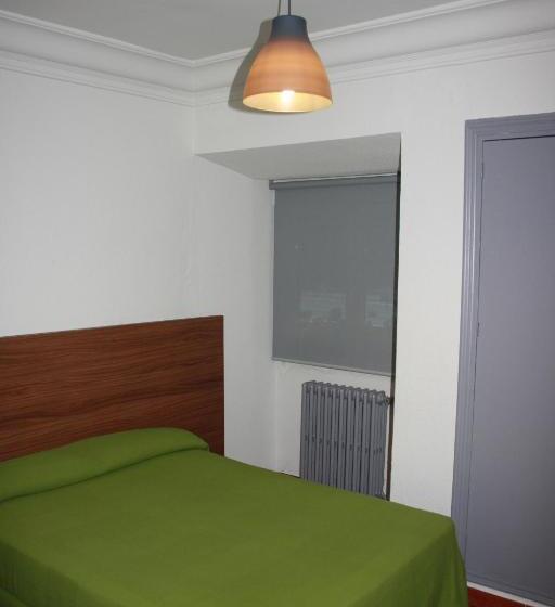 اتاق استاندارد یک نفره, Hostal La Estacion