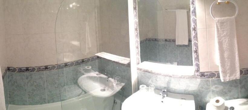 غرفة قياسية, Hostal La Estacion