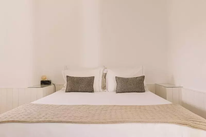 キングサイズベッドのスタンダードルーム, La Quinta Inn & Suites By Wyndham Central Point  Medford
