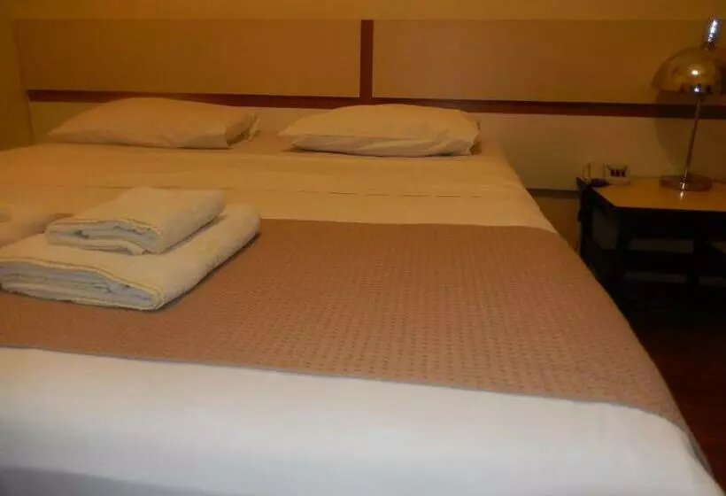 اتاق استاندارد, Metropole