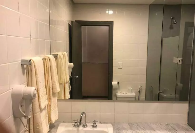 اتاق لوکس, Metropole