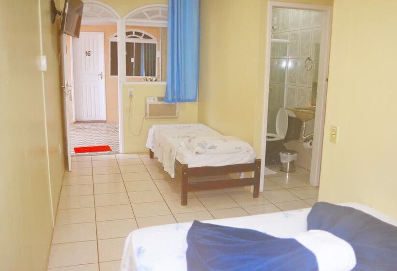 스탠다드 트리플 룸, Pousada Weekend