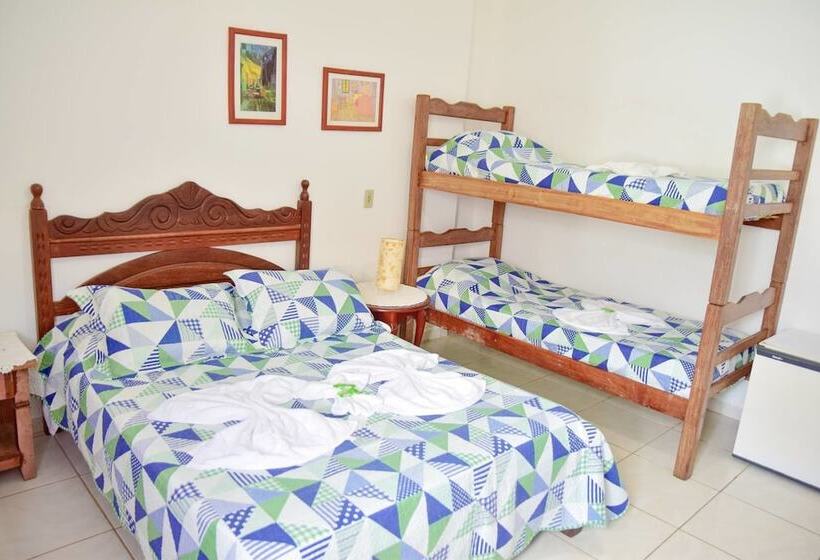 חדר סטנדרט לארבעה, Magnu´s Pousada