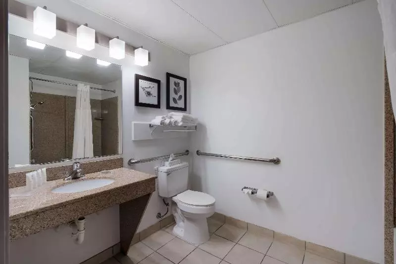 身障者適用スタンダードルーム, Country Inn & Suites By Radisson, Augusta At I20, Ga
