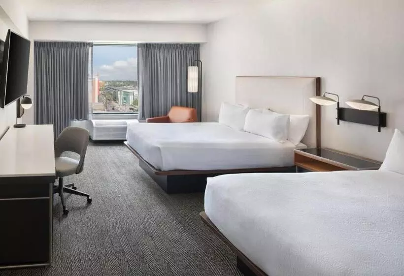 スタンダードルーム, Courtyard By Marriott Stamford Downtown