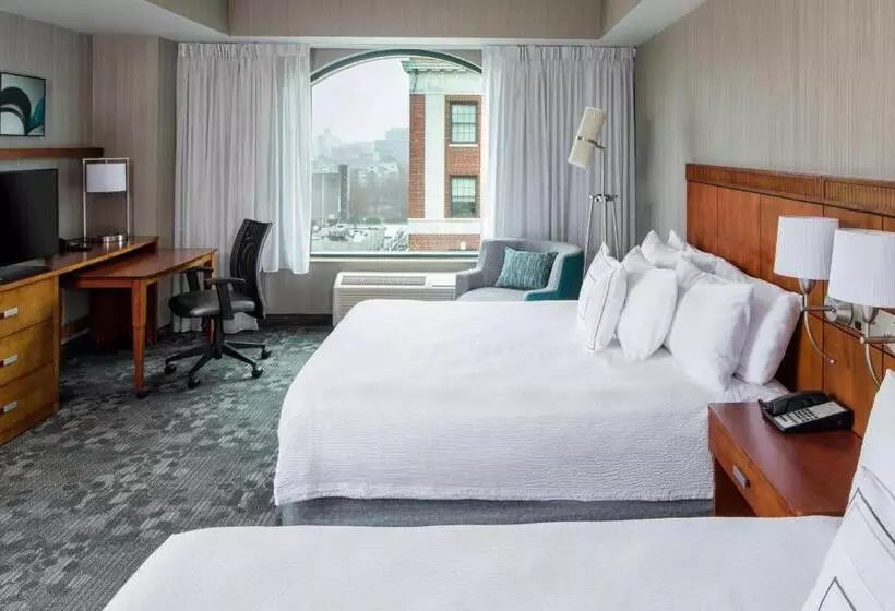 スタンダードルーム, Courtyard By Marriott Stamford Downtown