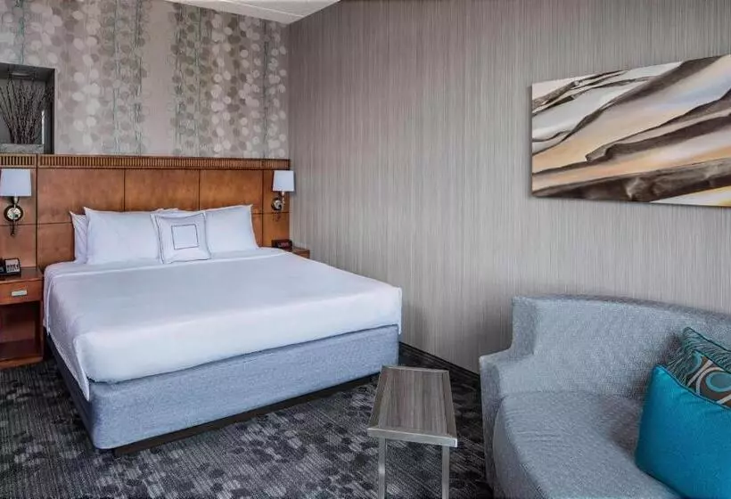 身障者適用キングサイズベッドルーム, Courtyard By Marriott Stamford Downtown
