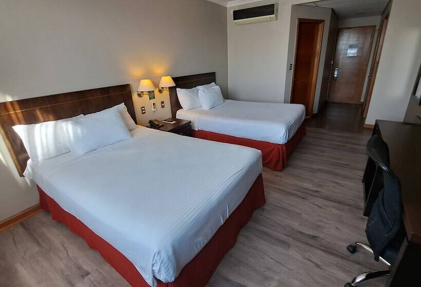 Standardzimmer, Diego De Almagro Lomas Verdes