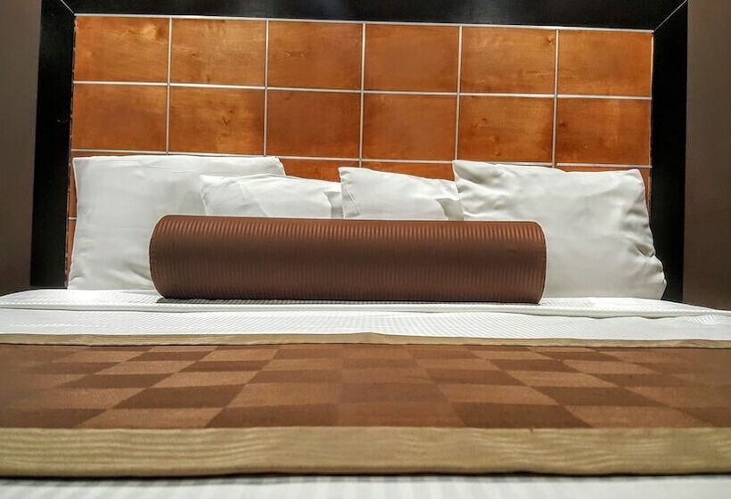 디럭스 룸, Gardena Terrace Inn