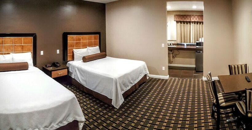 디럭스 룸, Gardena Terrace Inn