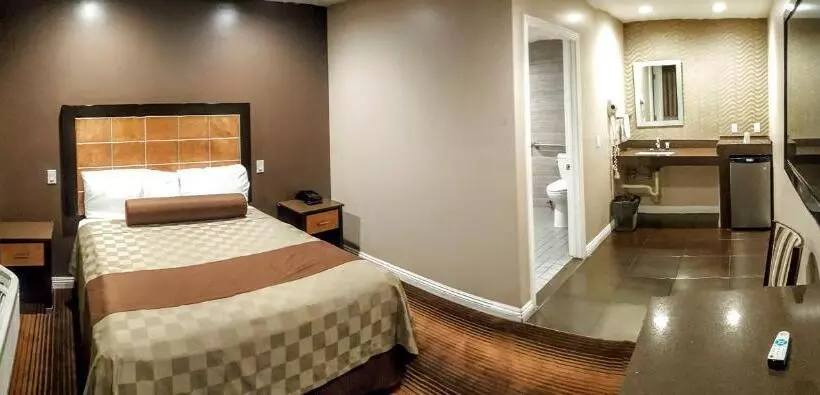 Economy Yhden Hengen Huone, Gardena Terrace Inn