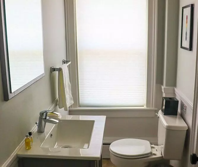 اتاق استاندارد, Mercury Hotel Provincetown
