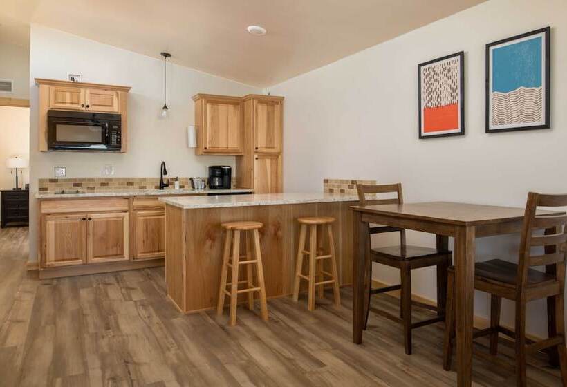 كابينة ديلوكس, River Lodge And Cabins