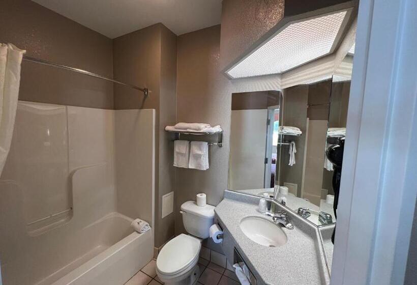 2ダブルベッドのスタンダードルーム, Scottish Inns Ronks