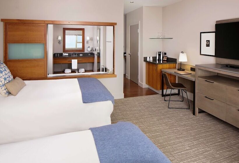 غرفة ديلوكس ذات إطلالة, Chrysalis Inn & Spa Bellingham, Curio Collection By Hilton