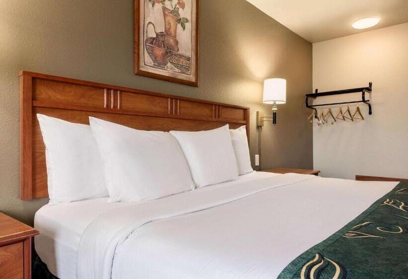 غرفة قياسية سرير كينج, Travelodge By Wyndham Missouri Valley