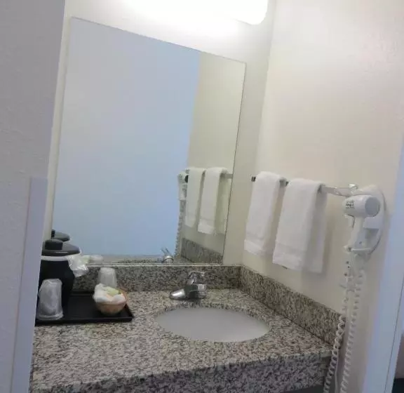 障害者適応デラックスルーム, Travelodge By Wyndham Missouri Valley